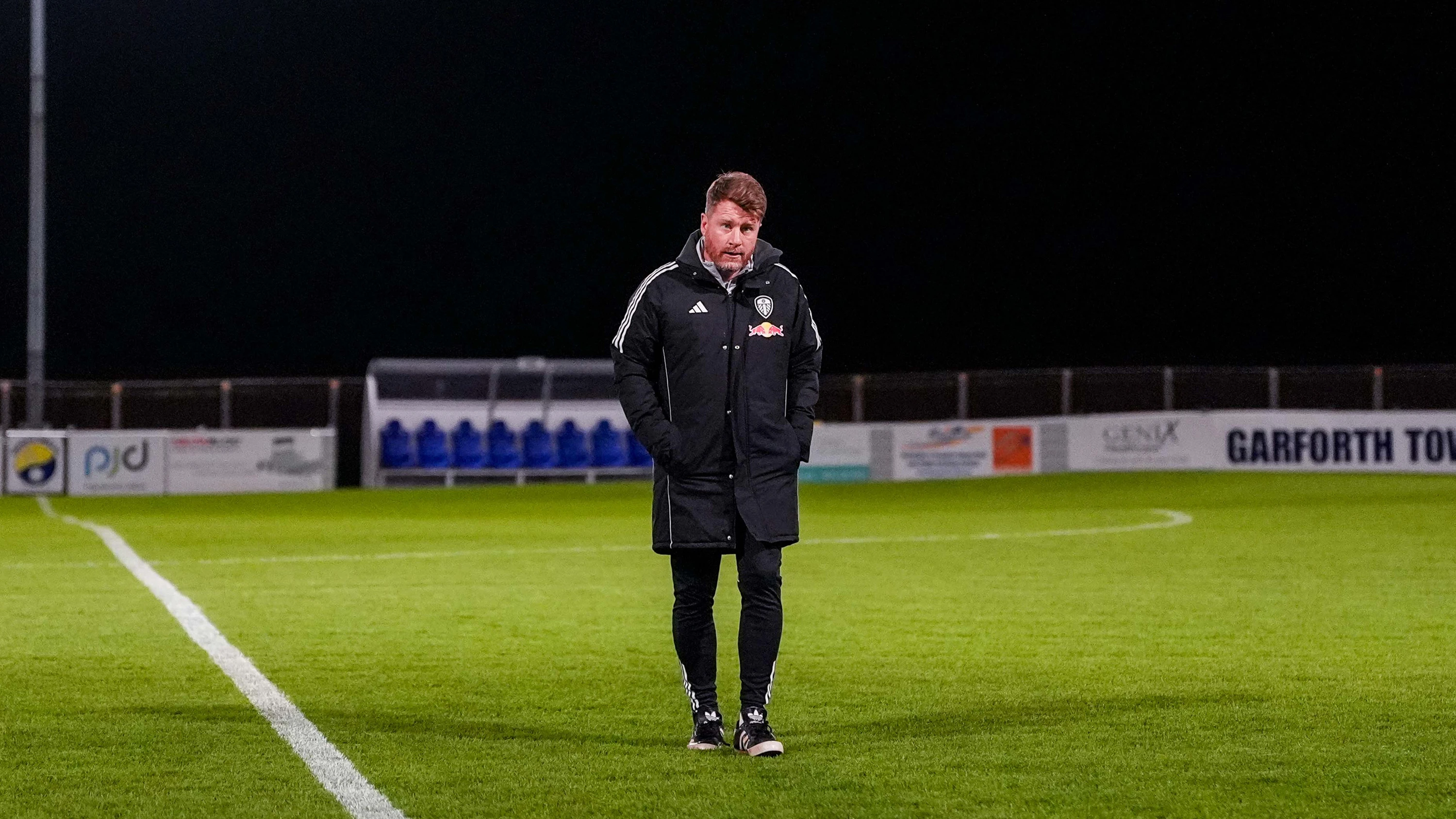 Simon Wood vs Donny Belles