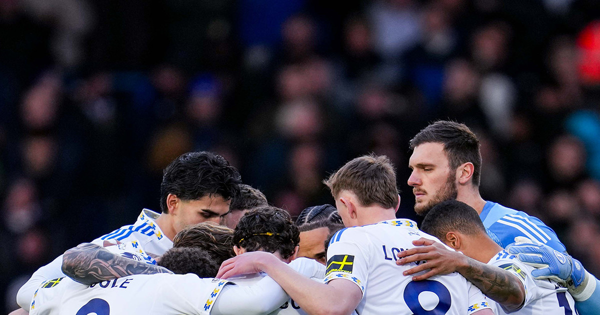 Leeds United 선수단 팀 허들