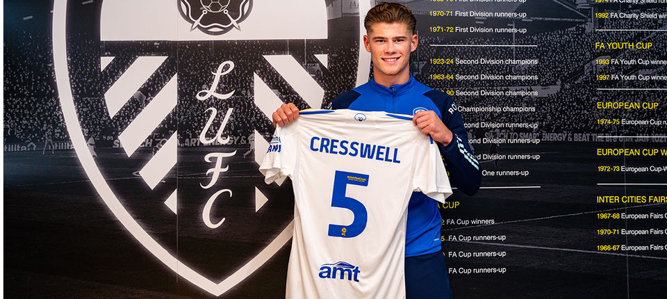 Khám Phá Charlie Cresswell – Lá Chắn Trẻ Đầy Triển Vọng Khám Phá Charlie Cresswell – Lá Chắn Trẻ Đầy Triển Vọng