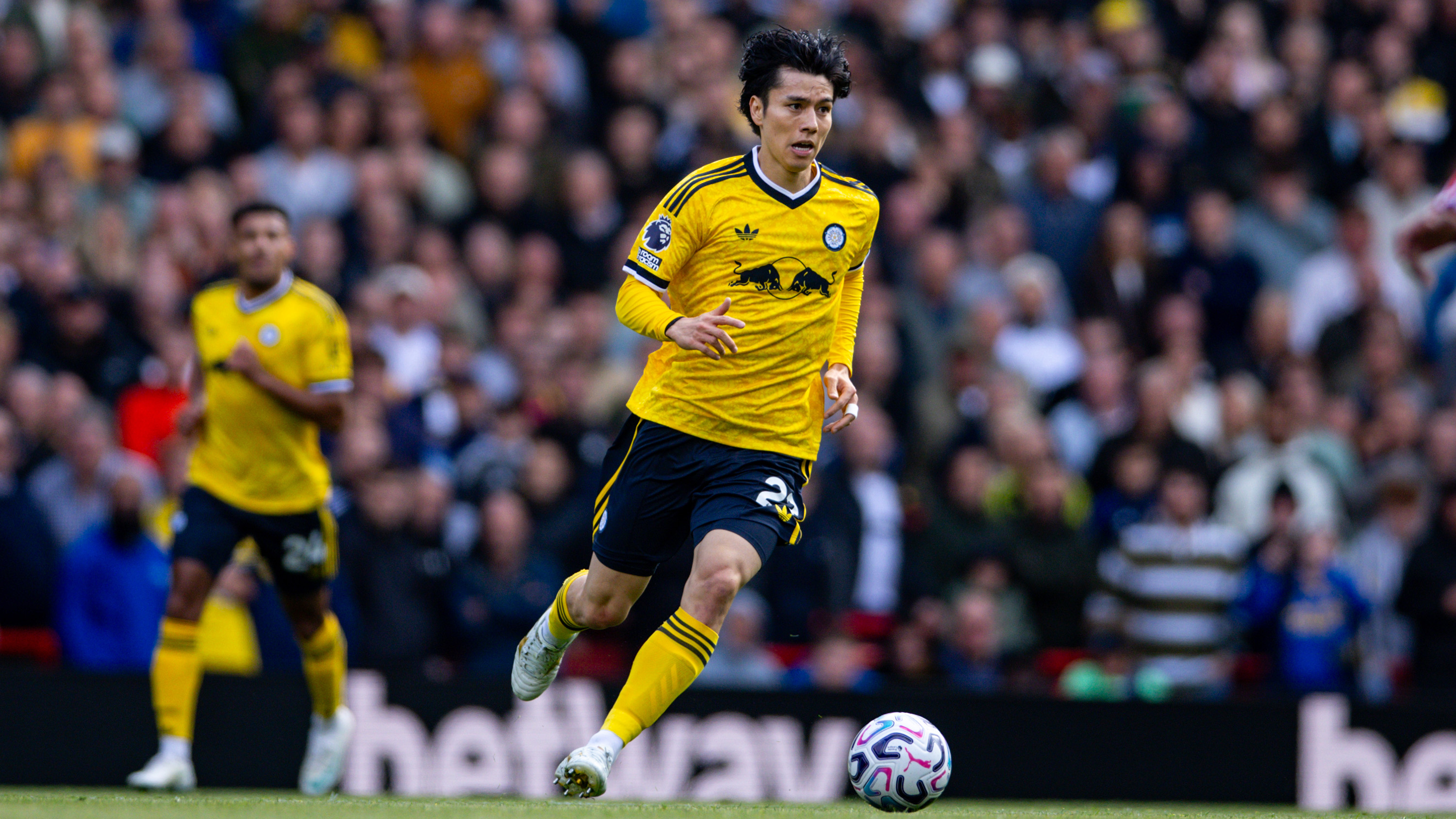 Arsenal Fights Back To Secure Vital Victory Against Leeds United