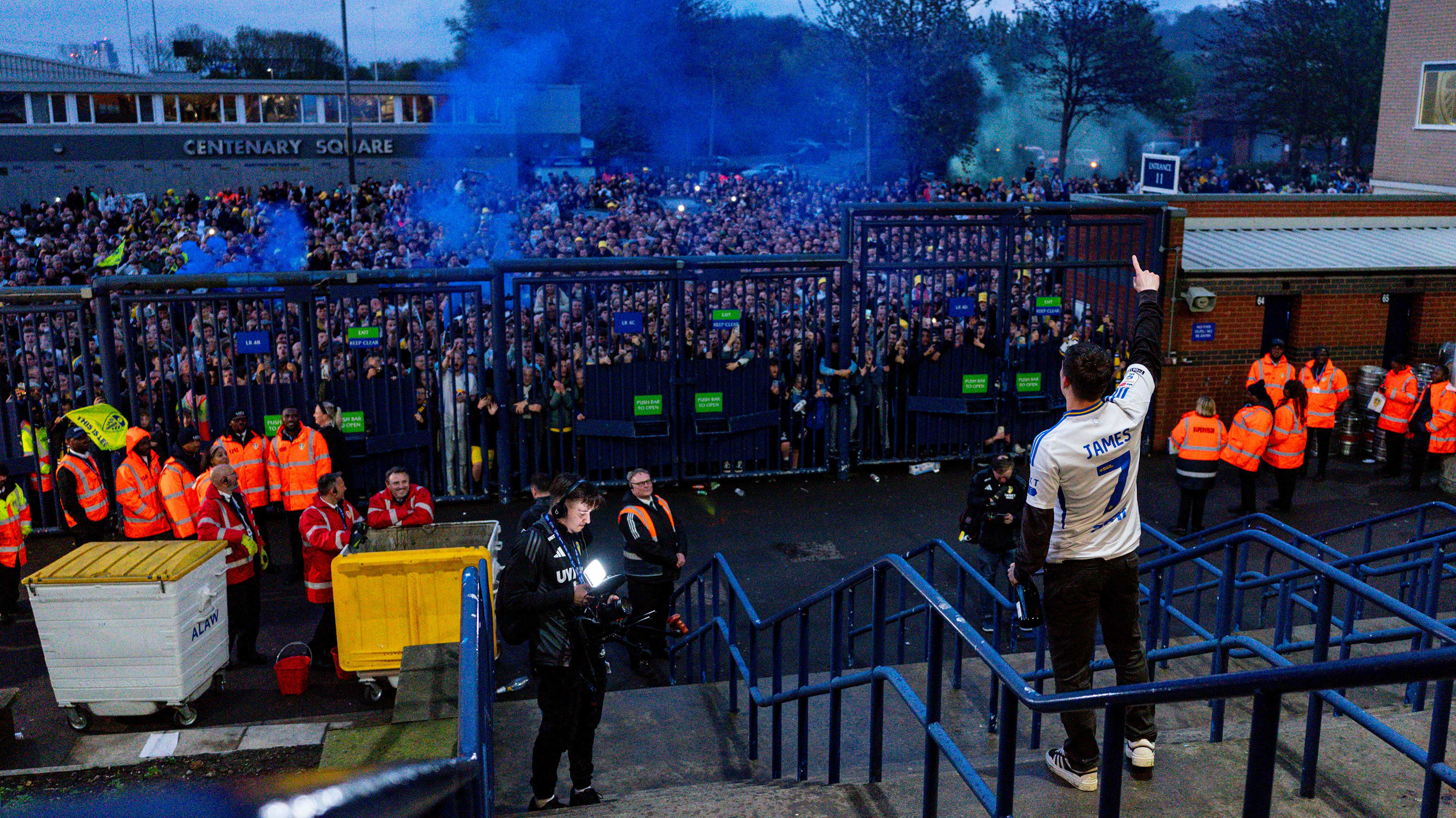 20 photos from Leeds United's promotion party - Leeds United