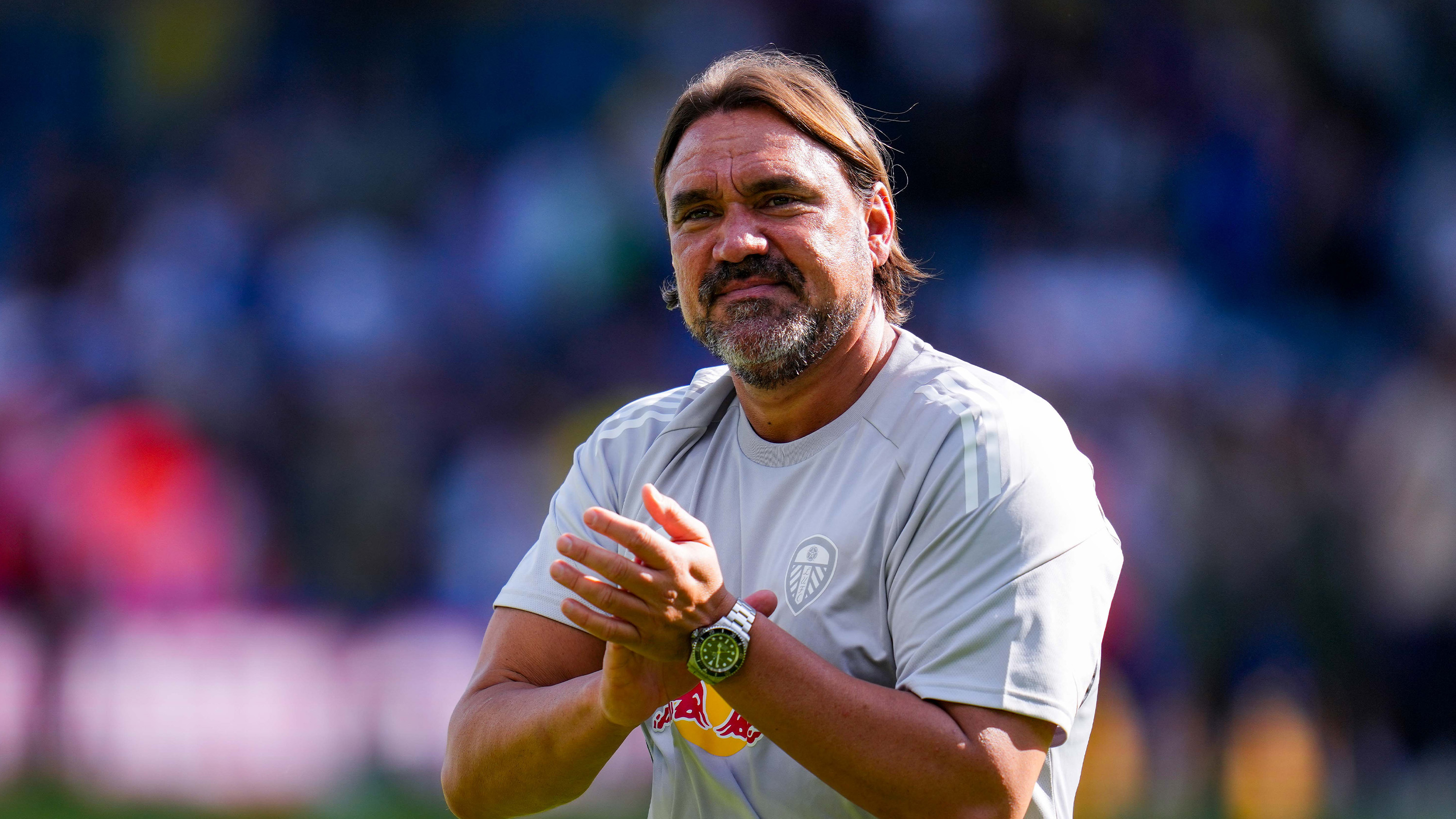 Daniel Farke Clapping