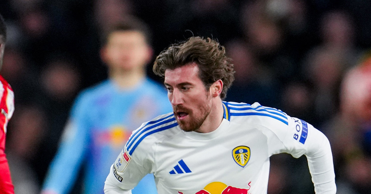 Joseph Rothwell Joe Rothwell: There's no better way to win it - Leeds United