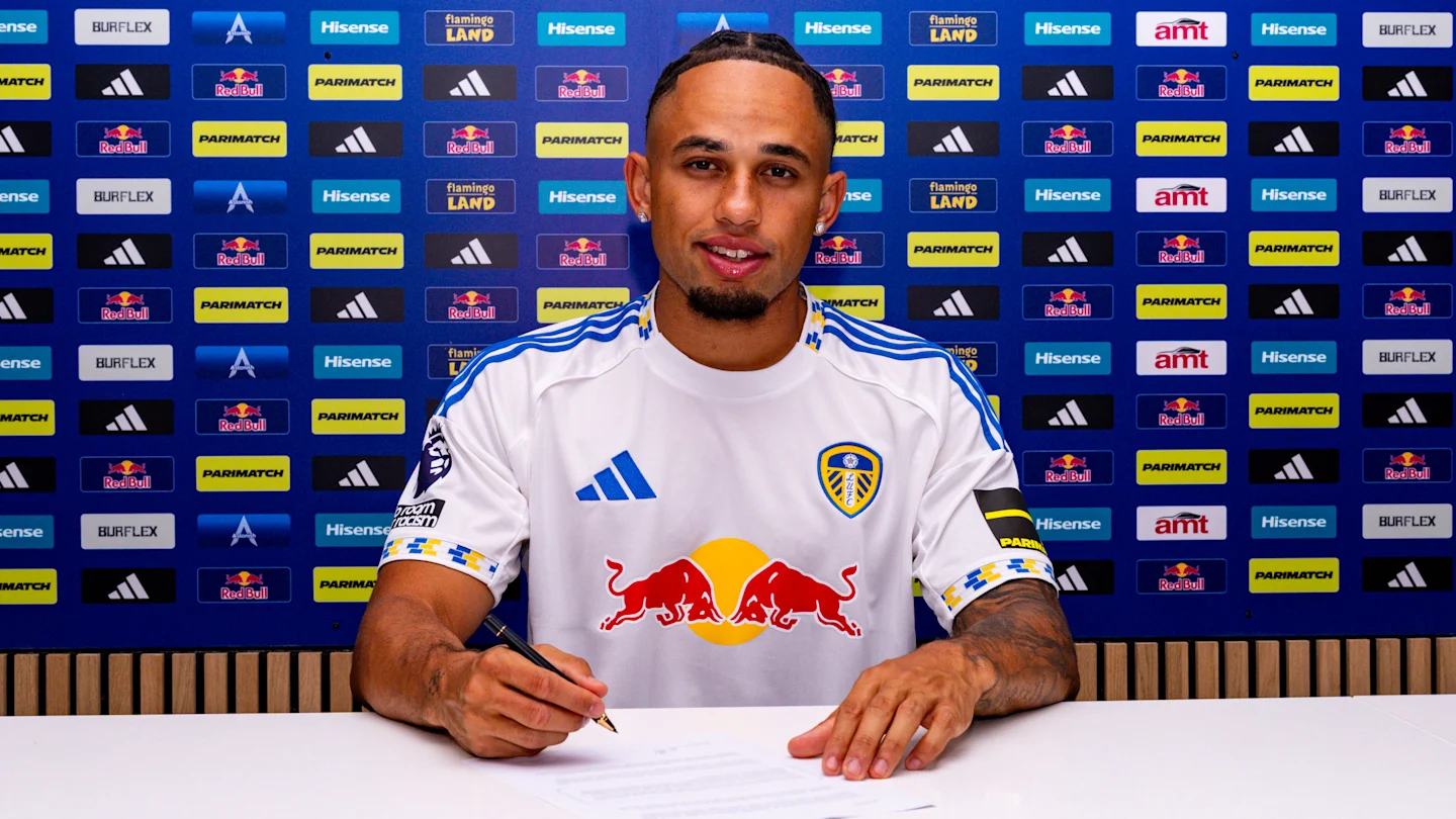 Noah Okafor – Tạo Đột Biến Bằng Tốc Độ Và Kỹ Thuật Sân Cỏ Noah Okafor – Tạo Đột Biến Bằng Tốc Độ Và Kỹ Thuật Sân Cỏ