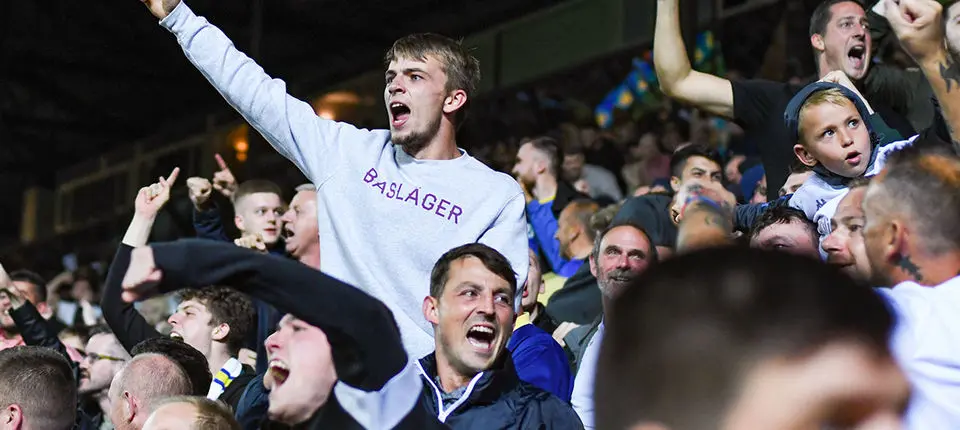 Fans at Brentford banner.jpg