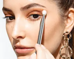 Let's Talk About All the Best Makeup for Dry Eyelids