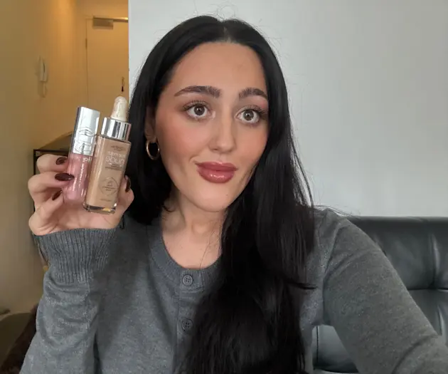 A Beauty Editor reviews L'Oreal Paris Plumping Lip Oil and Serum Foundation