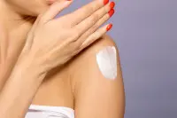 Beauty IQ Article - How To Treat Dry and Itchy Skin During Pregnancy