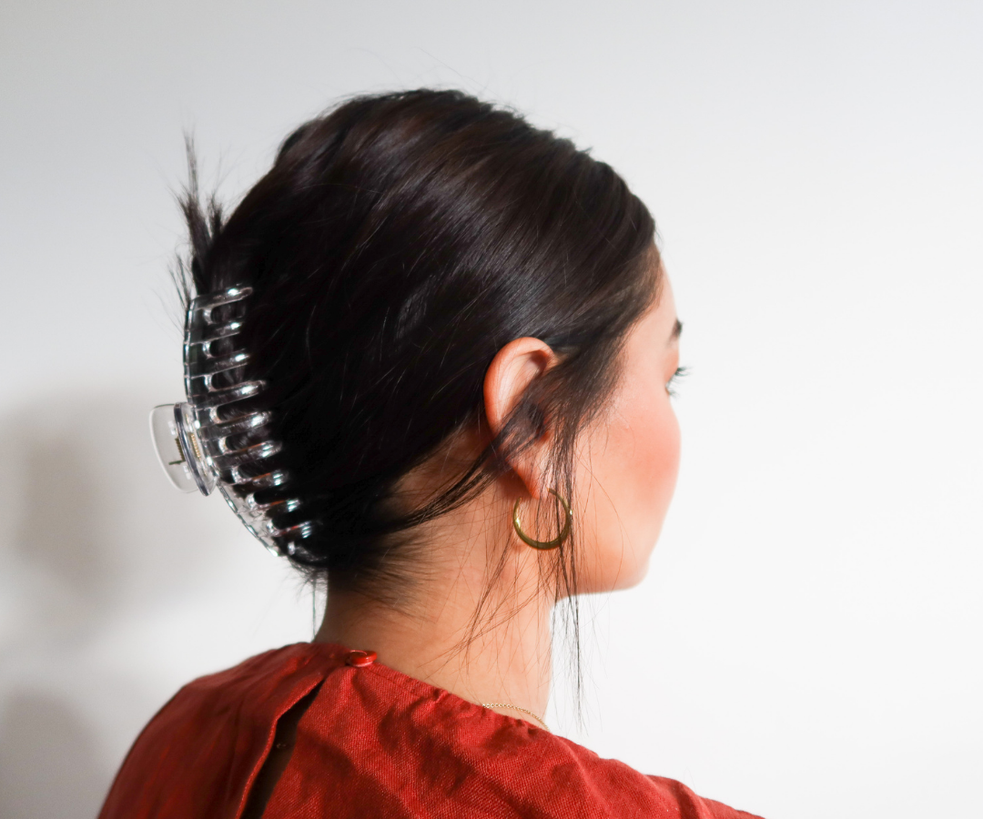 3 Easy Ways to Style Your Hair With a 90s Claw Clip (Yep, They're