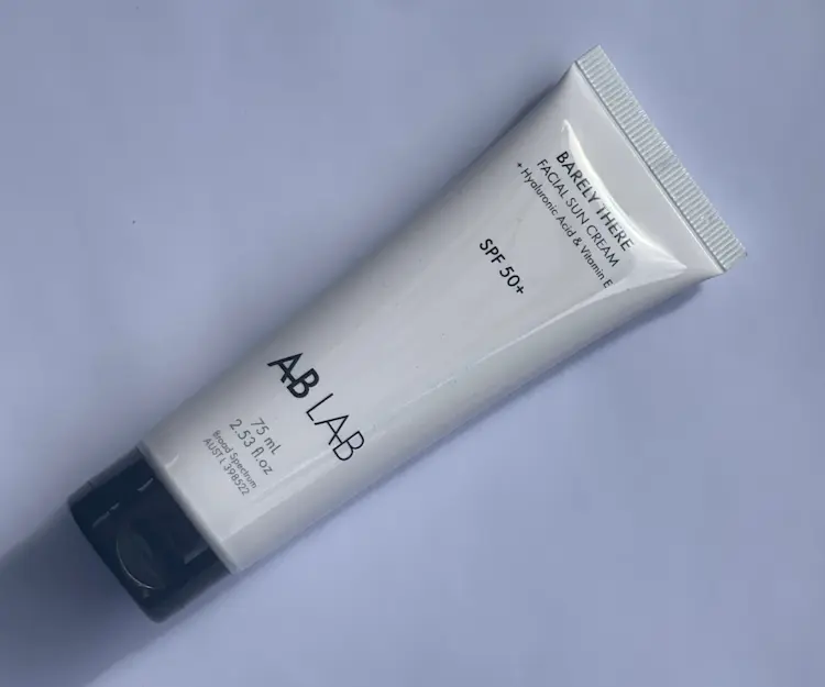 A beauty expert reveals why wearing SPF and sunscreen every day is a must.