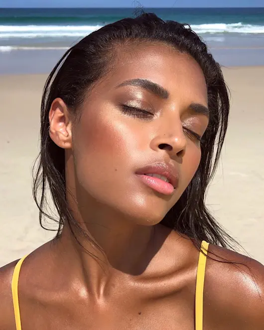 The Easiest Products To Use If You Suck At Eyeshadow