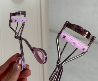 Manicare Eyelash Curler with Comb in-article