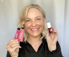 Beauty IQ Article - Exactly How an Over 40s Makeup Artist Does Blush, Highlighter & Contour for Mature Skin