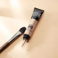 All The Reasons I'm Hooked On This Liquid Highlighter