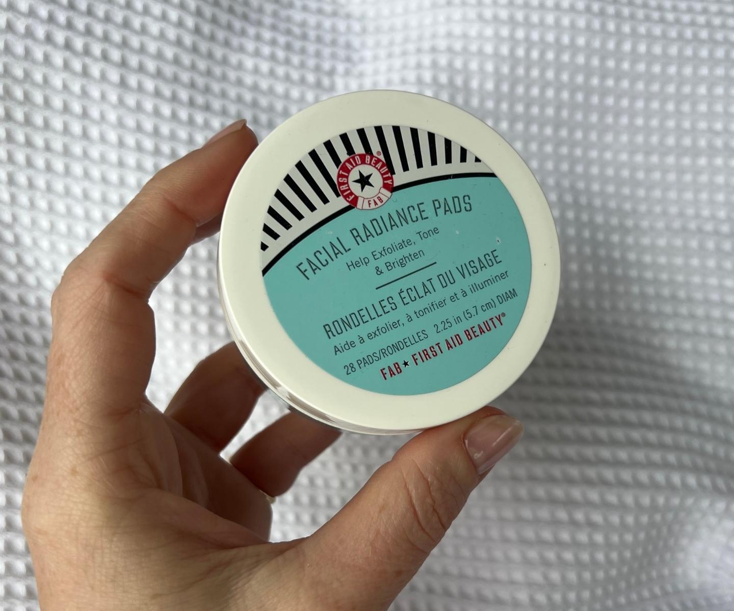 First Aid Beauty Facial Radiance Pads