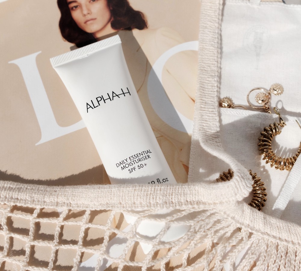 Alpha-H Daily Essential Moisturiser SPF50+ 