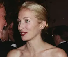 Beauty IQ Article - carolyn-bessette-kennedys-favourite-beauty-products-since-were-all-obsessed