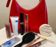Everything A Beauty Editor Keeps In Her 'Purse Bowl'