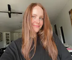 VIDEO: How to get the curtain bangs you're seeing everywhere