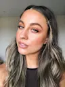 Bel Burt, 29