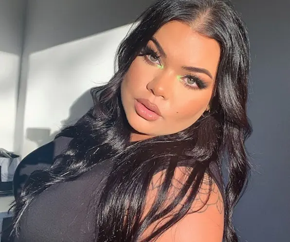 I'm a First Nations Makeup Artist - Here Are 5 Epic Products I Use on Myself & My Clients