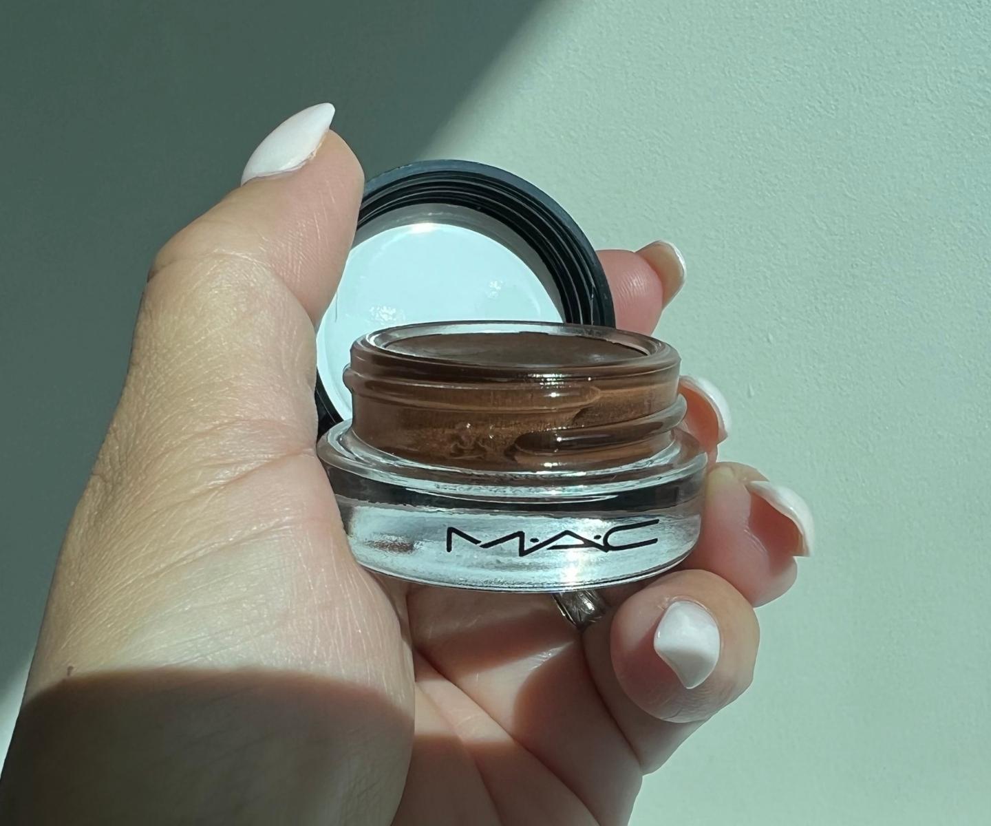 M.A.C Cosmetics Pro Longwear Paint Pot