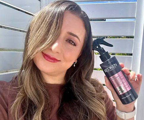 Beauty IQ Article - How I Got My Glossiest Hair Ever - With Redken Acidic Colour Gloss