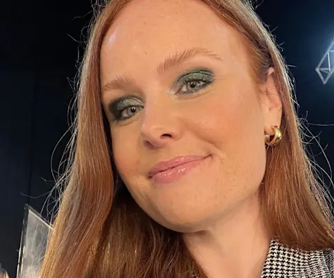 Beauty IQ Article - A Makeup Artist Showed Me Exactly How to Do This Smokey Eye With Just 3 Products