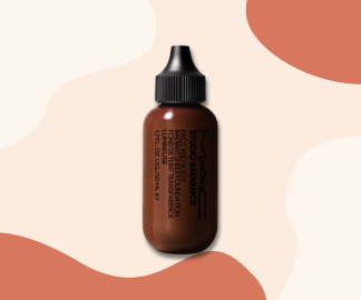 SOS: What Is Foundation Oxidation? (And All Your Other Questions Answered) - M.A.C COSMETICS Studio Radiance Face & Body Radiant Sheer Foundation