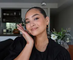 I’m a Makeup Artist & This Is the Exact Dewy Makeup Routine I Swear By in Winter