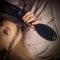 What Do We Really Think About This Frizz-Smoothing Brush?
