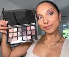 Beauty IQ Article - How to Do a Fun Smokey Eye With the Huda Beauty Grunge Palette