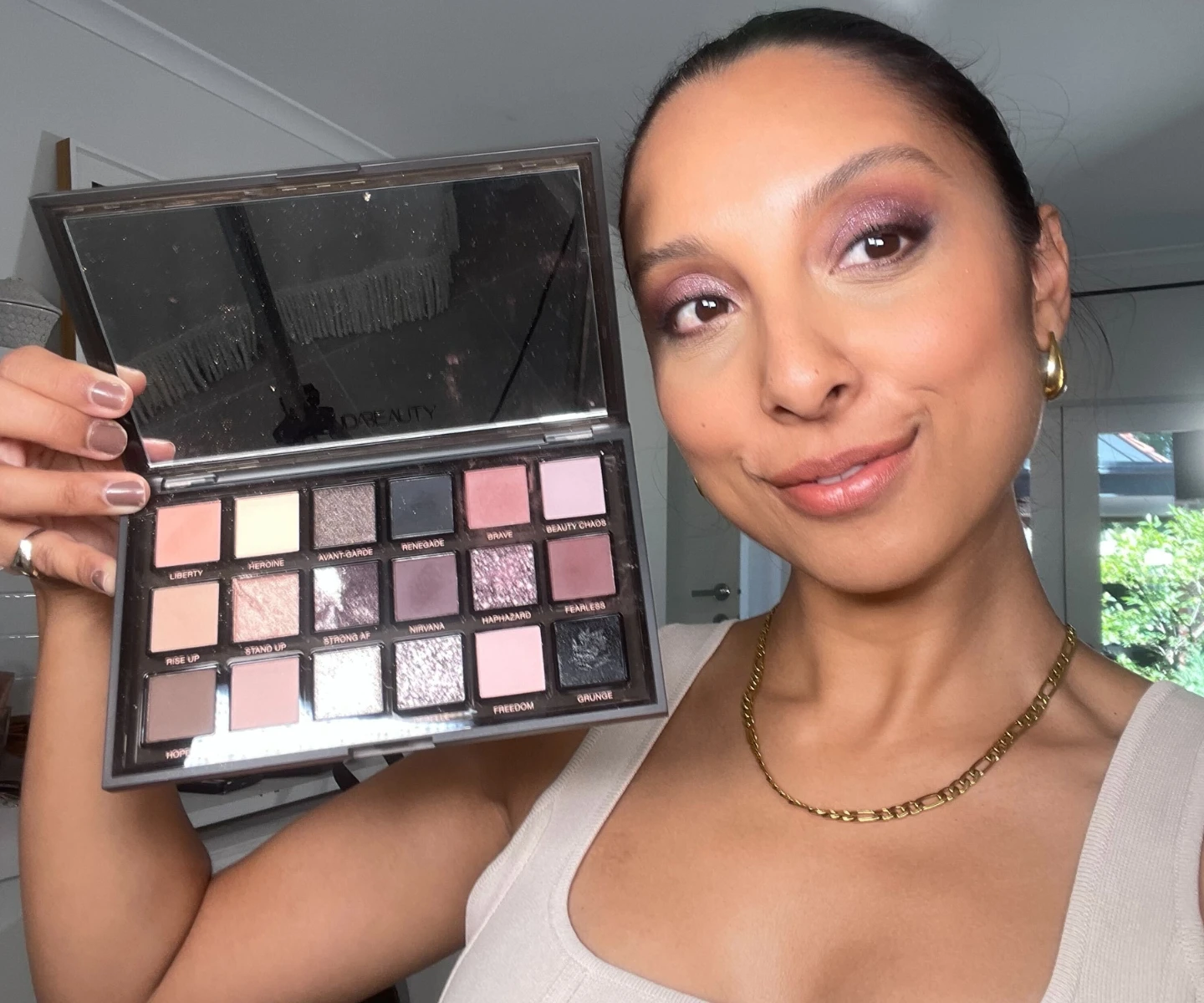 How to Do a Fun Smokey Eye With the Huda Beauty Grunge Palette