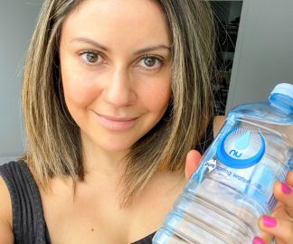 can drinking water hydrate skin