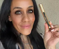 I’ve Been a Makeup Artist for 20+ Years & Here Are 7 Products I Always Use on My Clients