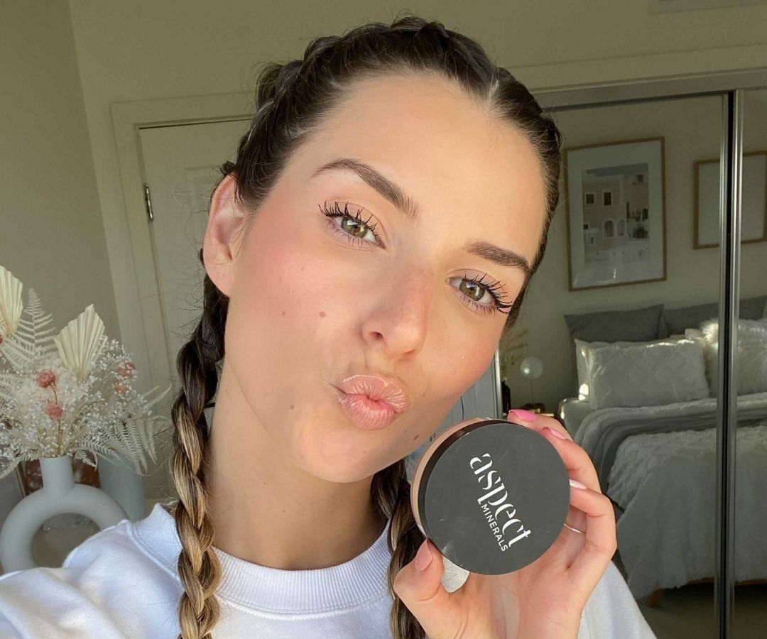 I'm a Makeup Artist and I Was Shocked By How Much I Love This New Mineral  Foundation