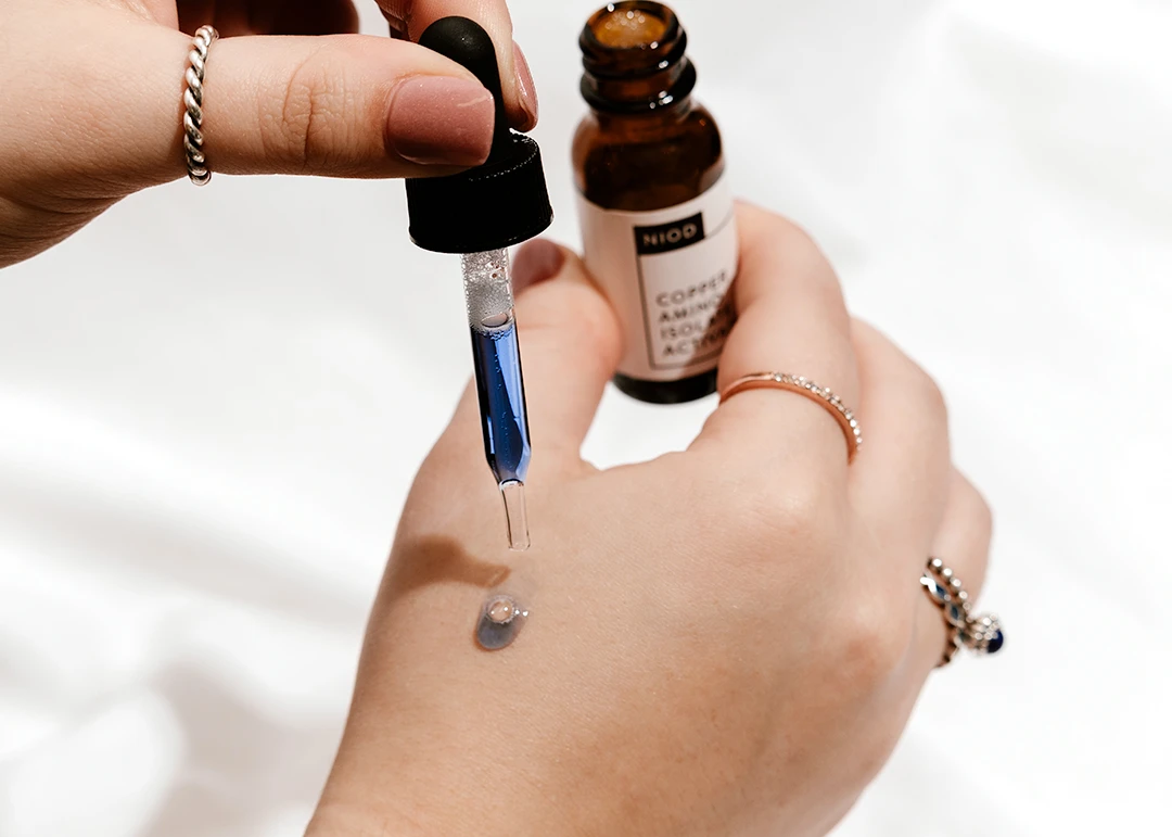 How to Avoid Dry, Winter Skin With NIOD
