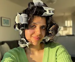 I Tried the "Farrah Fawcett" 70s Hair TikTok Trend to See What It's Like in Real Life