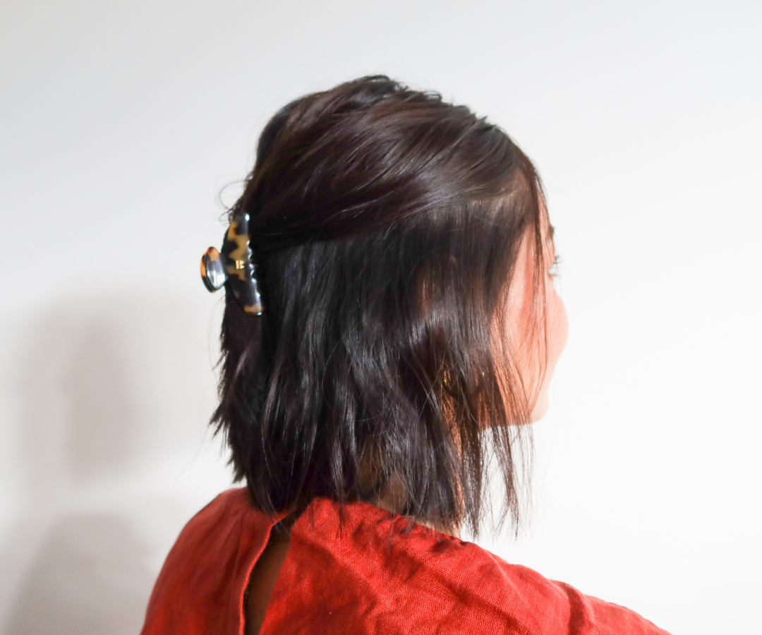 3 Easy Ways to Style Your Hair With a 90s Claw Clip (Yep, They're Back!)