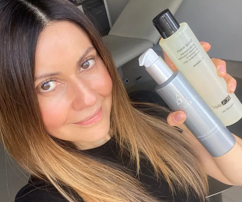 Best Cleansers for Dry Winter Skin According to a Skin Expert