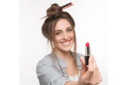 Can the Red-Lipstick Trick Really Conceal Under-Eye Circles?
