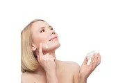 What Are the Best Facial Moisturisers for Dry Skin?