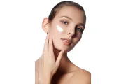 Beauty IQ Article - How Can I Keep My Concealer From Creasing and Caking?