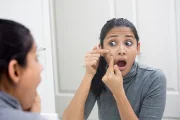 5 Makeup Rules for Sensitive, Acne-Prone Skin