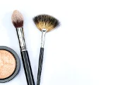 What Brushes Should I Use When Applying Bronzer?