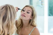 What Is Clear Mascara Used For?