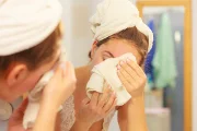 Is There a Right Way to Cleanse My Face?