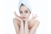 Beauty IQ Article - What Causes Blackheads?