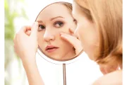 Beauty IQ Article - Can I Use Facial Oils on Oily, Acne-Prone Skin?