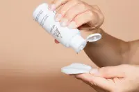 Beauty IQ Article - The 9 Best Pore Minimsers This 2020